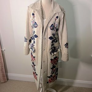 Johnny Was Swergi Sherpa Coat Light Beige